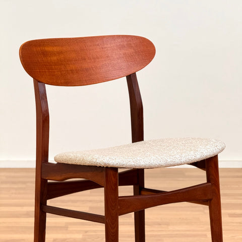 Set of 6 dining chairs in solid walnut & teak, 1950s-60s, Denmark - Beyo Vintage