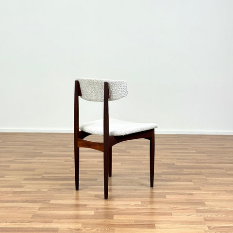 sold PRICE Set of 6 dining chairs in teak, 1950s-60s, Denmark - Beyo Vintage
