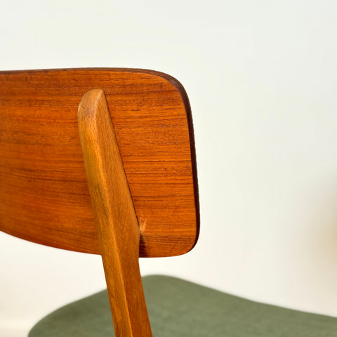 Set of 6 dining chairs in teak and beech, 1950s-60s, Denmark