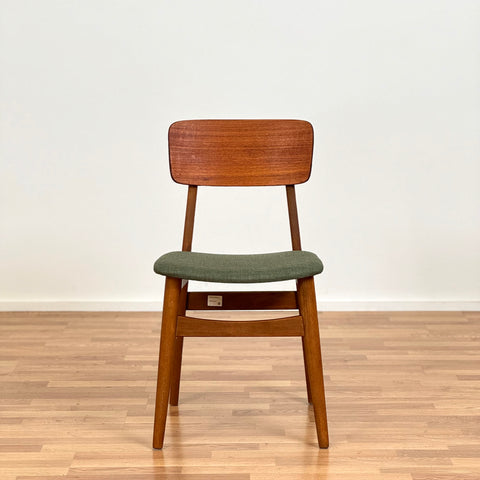 Set of 6 dining chairs in teak and beech, 1950s-60s, Denmark