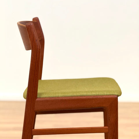 Set of 6 dining chairs in teak by Erik Kirkegaard, 1950s-60s, Denmark - Beyo Vintage