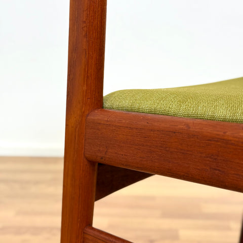 Set of 6 dining chairs in teak by Erik Kirkegaard, 1950s-60s, Denmark - Beyo Vintage