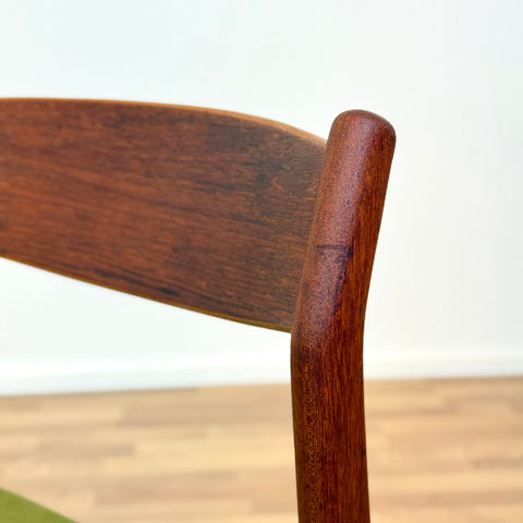 Set of 6 dining chairs in teak by Erik Kirkegaard, 1950s-60s, Denmark - Beyo Vintage