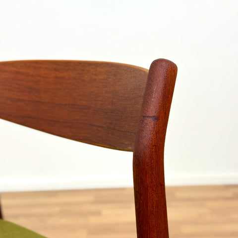 Set of 6 dining chairs in teak by Erik Kirkegaard, 1950s-60s, Denmark - Beyo Vintage