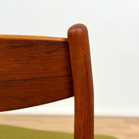 Set of 6 dining chairs in teak by Erik Kirkegaard, 1950s-60s, Denmark - Beyo Vintage