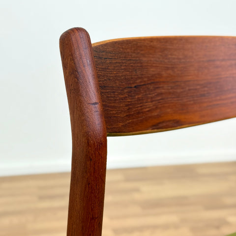 Set of 6 dining chairs in teak by Erik Kirkegaard, 1950s-60s, Denmark - Beyo Vintage
