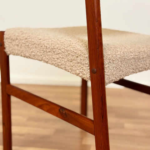 Set of 6 dining chairs in teak by Henry Walter Klein