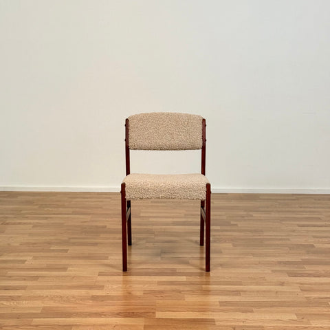 Set of 6 dining chairs in teak by Henry Walter Klein