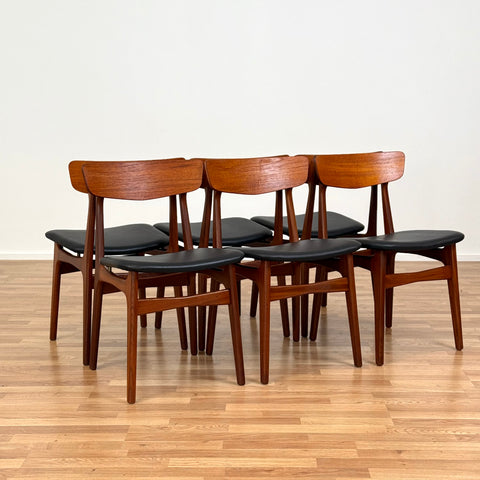 Set of 6 dining chairs in teak by Schiønning & Elgaard, 1950s-60s, Denmark - Beyo Vintage