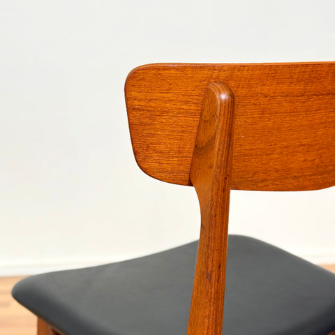 Set of 6 dining chairs in teak by Schiønning & Elgaard, 1950s-60s, Denmark - Beyo Vintage