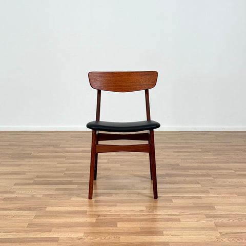 Set of 6 dining chairs in teak by Schiønning & Elgaard, 1950s-60s, Denmark - Beyo Vintage