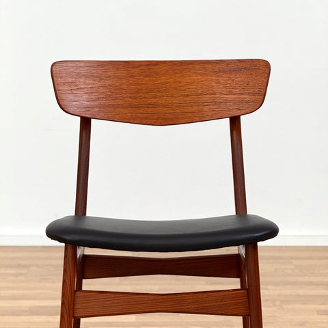 Set of 6 dining chairs in teak by Schiønning & Elgaard, 1950s-60s, Denmark - Beyo Vintage