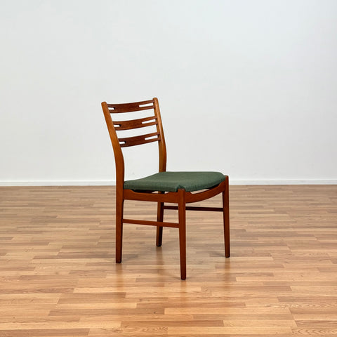 Set of 6 dining chairs in teak, 'model 219', by Farstrup, 1960s, Denmark - Beyo Vintage