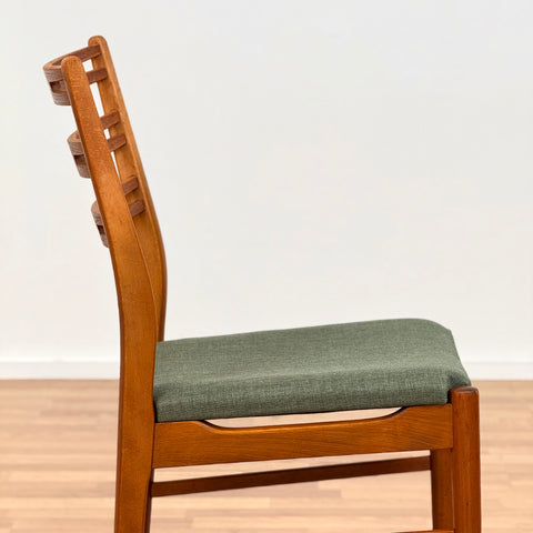 Set of 6 dining chairs in teak, 'model 219', by Farstrup, 1960s, Denmark - Beyo Vintage