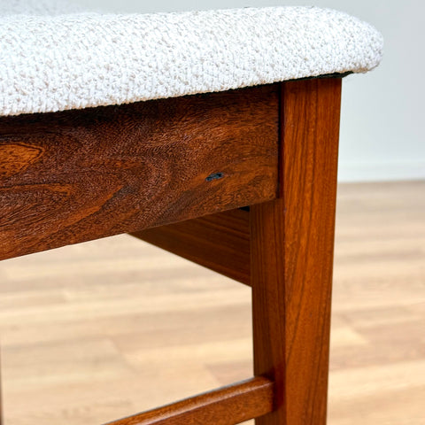 Set of 8 chairs in teak & walnut, 1950s-60s, Denmark - Beyo Vintage