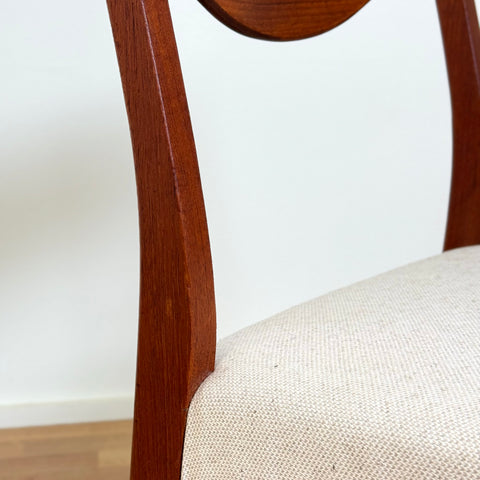 Set of 8 dining chairs in solid teak by Arne Wahl Iversen, 1950s-60s, Denmark - Beyo Vintage