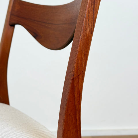 Set of 8 dining chairs in solid teak by Arne Wahl Iversen, 1950s-60s, Denmark - Beyo Vintage