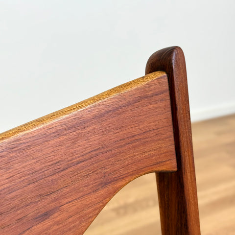 Set of 8 dining chairs in solid teak by Arne Wahl Iversen, 1950s-60s, Denmark - Beyo Vintage