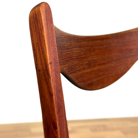Set of 8 dining chairs in solid teak by Arne Wahl Iversen, 1950s-60s, Denmark - Beyo Vintage
