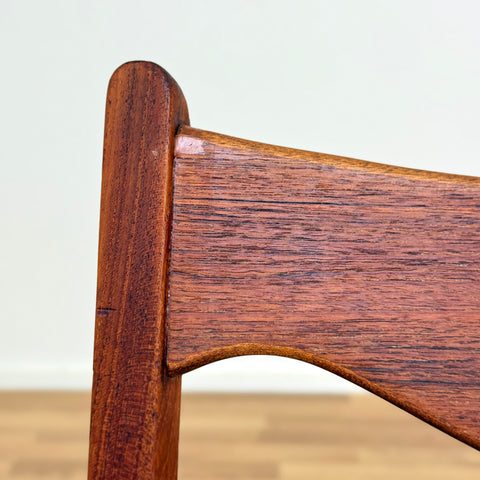 Set of 8 dining chairs in solid teak by Arne Wahl Iversen, 1950s-60s, Denmark - Beyo Vintage