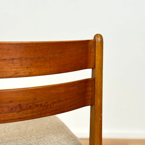 Set of 8 dining chairs in teak and beech, 1950s-60s, Denmark