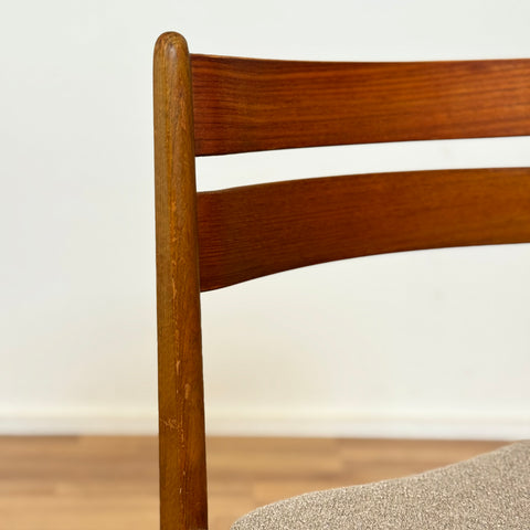 Set of 8 dining chairs in teak and beech, 1950s-60s, Denmark