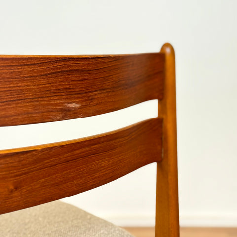 Set of 8 dining chairs in teak and beech, 1950s-60s, Denmark