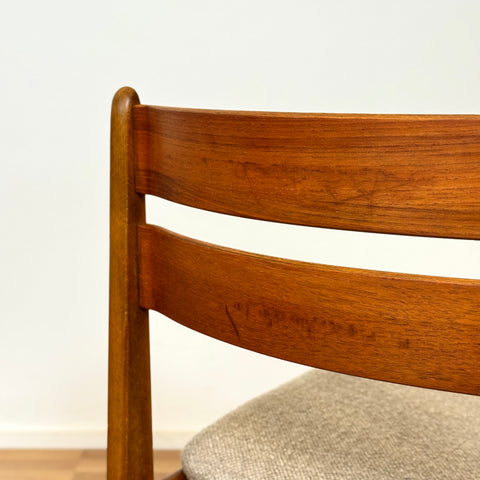 Set of 8 dining chairs in teak and beech, 1950s-60s, Denmark