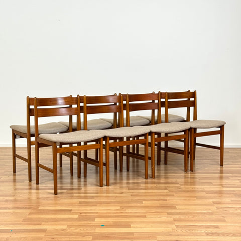Set of 8 dining chairs in teak and beech, 1950s-60s, Denmark
