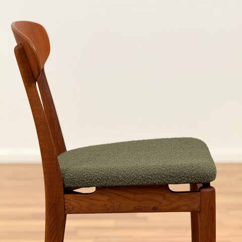 Set of 8 dining chairs in teak by Skive Møbelfabrik, 1950s-60s, Denmark - Beyo Vintage