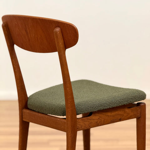 Set of 8 dining chairs in teak by Skive Møbelfabrik, 1950s-60s, Denmark - Beyo Vintage