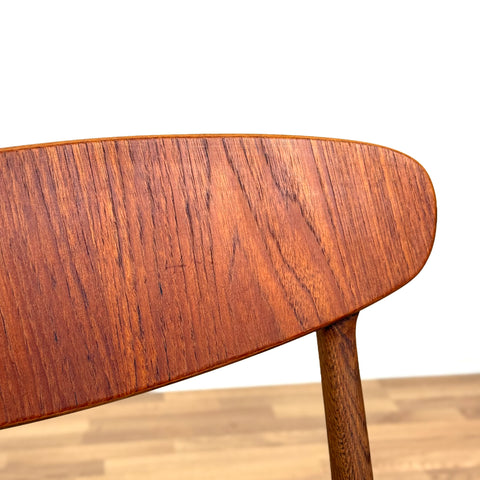 Set of 8 dining chairs in teak by Skive Møbelfabrik, 1950s-60s, Denmark - Beyo Vintage