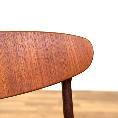 Set of 8 dining chairs in teak by Skive Møbelfabrik, 1950s-60s, Denmark - Beyo Vintage