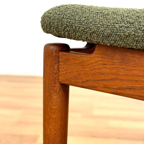Set of 8 dining chairs in teak by Skive Møbelfabrik, 1950s-60s, Denmark - Beyo Vintage