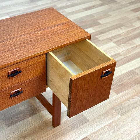 Side table / Hall bench in teak, 1950s-60s, Sweden - Beyo Vintage
