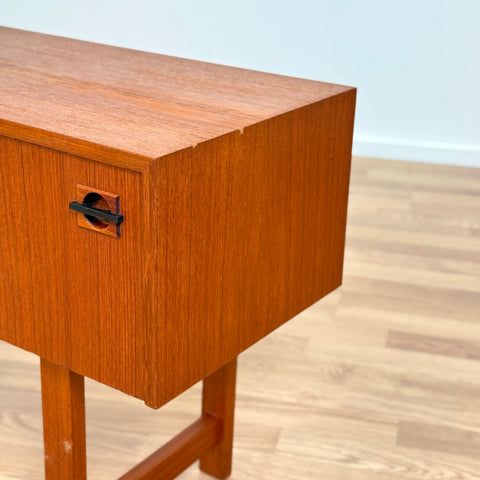 Side table / Hall bench in teak, 1950s-60s, Sweden - Beyo Vintage