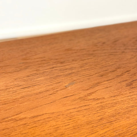 Side table in teak, 1950s-60s - Beyo Vintage