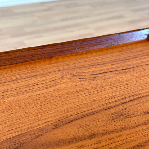 Side table in teak, 1950s-60s, Denmark - Beyo Vintage