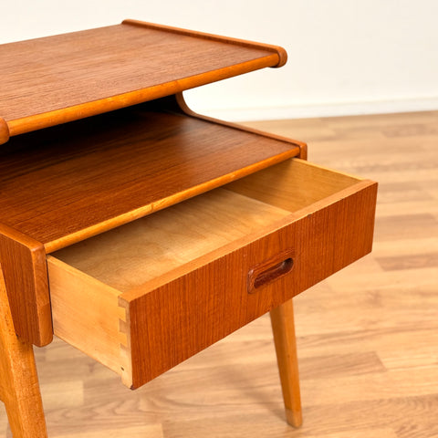 Side table / Nightstand in teak, 1950s-60s, Sweden - Beyo Vintage