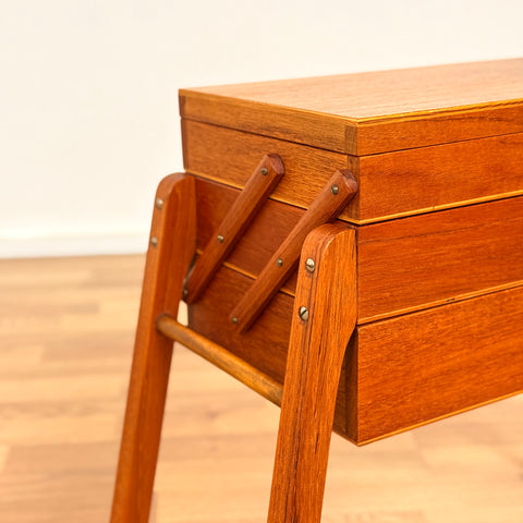Side table / Sewing table in teak, 1950s-60s, Sweden - Beyo Vintage