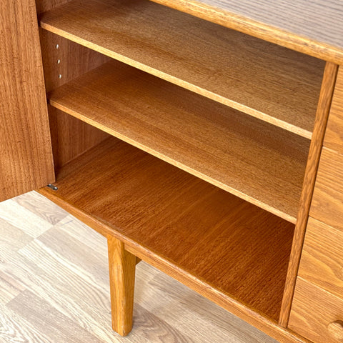 Sideboard in oak, 1950s-60s, Sweden - Beyo Vintage