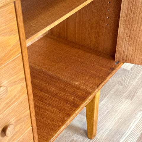 Sideboard in oak, 1950s-60s, Sweden - Beyo Vintage