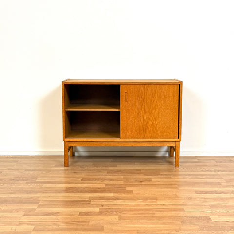 Sideboard in oak, 1950s-60s, Sweden - Beyo Vintage