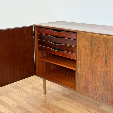Sideboard in Santos rosewood by Omann Jun A/S, 1950s-60s, Denmark - Beyo Vintage
