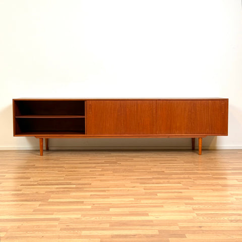 Sideboard in teak by Brouer Mobelfabrik, 1950s-60s, Denmark - Beyo Vintage