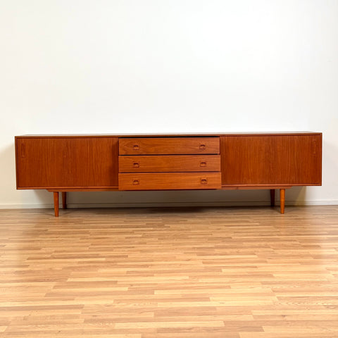 Sideboard in teak by Brouer Mobelfabrik, 1950s-60s, Denmark - Beyo Vintage