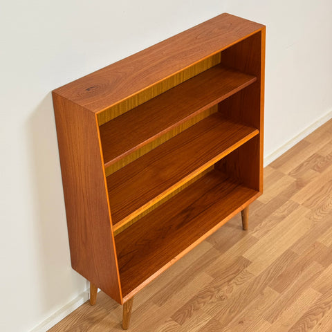 Small bookshelf in teak, 1950s-60s