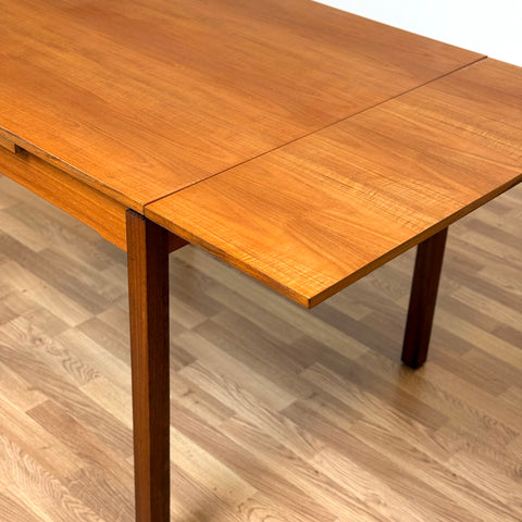 Small dining table in teak, 1950s-60s, Denmark - Beyo Vintage