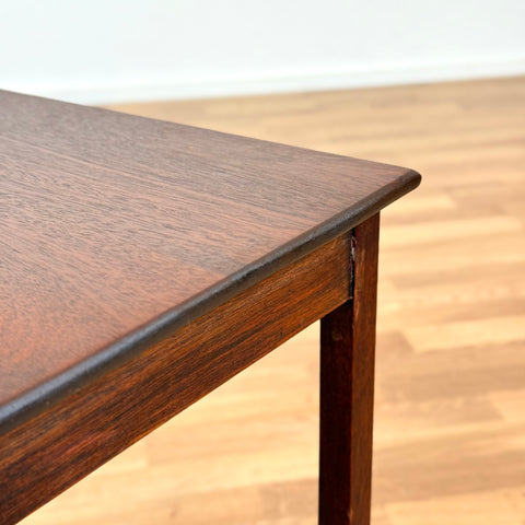 Small nest of 3 nest of tables in stained teak, 1950s-60s, Sweden - Beyo Vintage