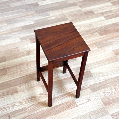 Small nest of 3 nest of tables in stained teak, 1950s-60s, Sweden - Beyo Vintage